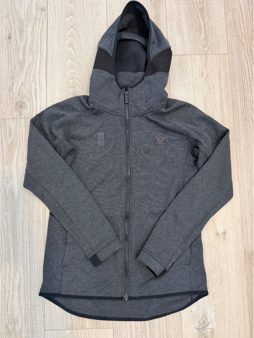Nike NBA Utah Jazz gray Dri-FIT hooded zip jacket